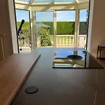 - 6 12 Personnes - Jacuzzi, Cinema 7 Places, Sauna By So Homy *