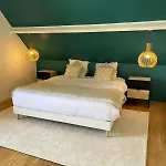 - 6 12 Personnes - Jacuzzi, Cinema 7 Places, Sauna By So Homy *