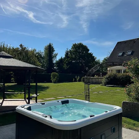 וילה Luxury - 6 Bed - Jacuzzi, Cinema 7 Places, Sauna By So Homy *