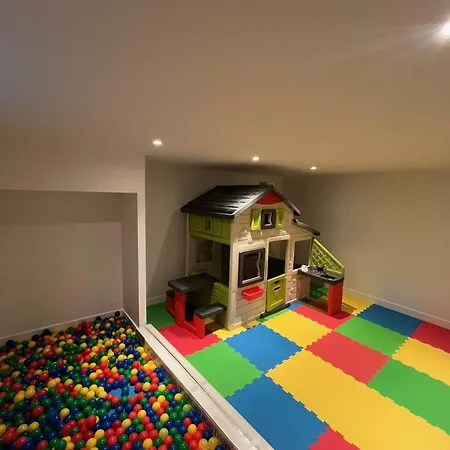 Luxury - 6 Bed - Jacuzzi, Cinema 7 Places, Sauna By So Homy וילה