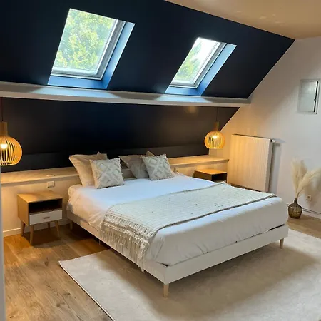 - 6 12 Personnes - Jacuzzi, Cinéma 7 Places, Sauna By So Homy *