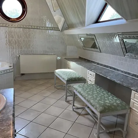 Villa - 6 12 Personnes - Jacuzzi, Cinéma 7 Places, Sauna By So Homy