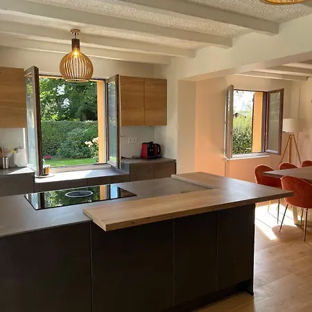 - 6 12 Personnes - Jacuzzi, Cinema 7 Places, Sauna By So Homy *