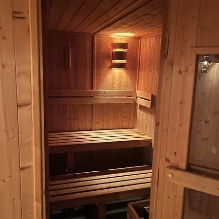 - 6 12 Personnes - Jacuzzi, Cinéma 7 Places, Sauna By So Homy